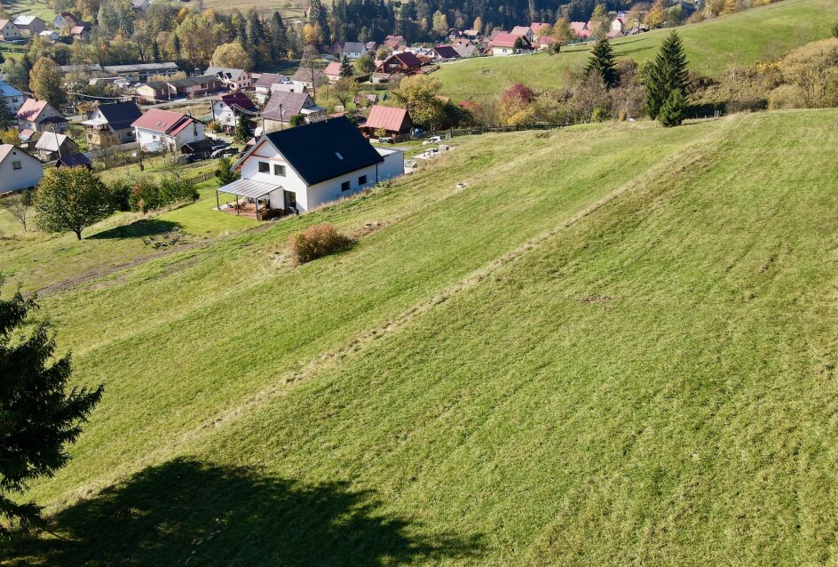 Pozemok v Korni